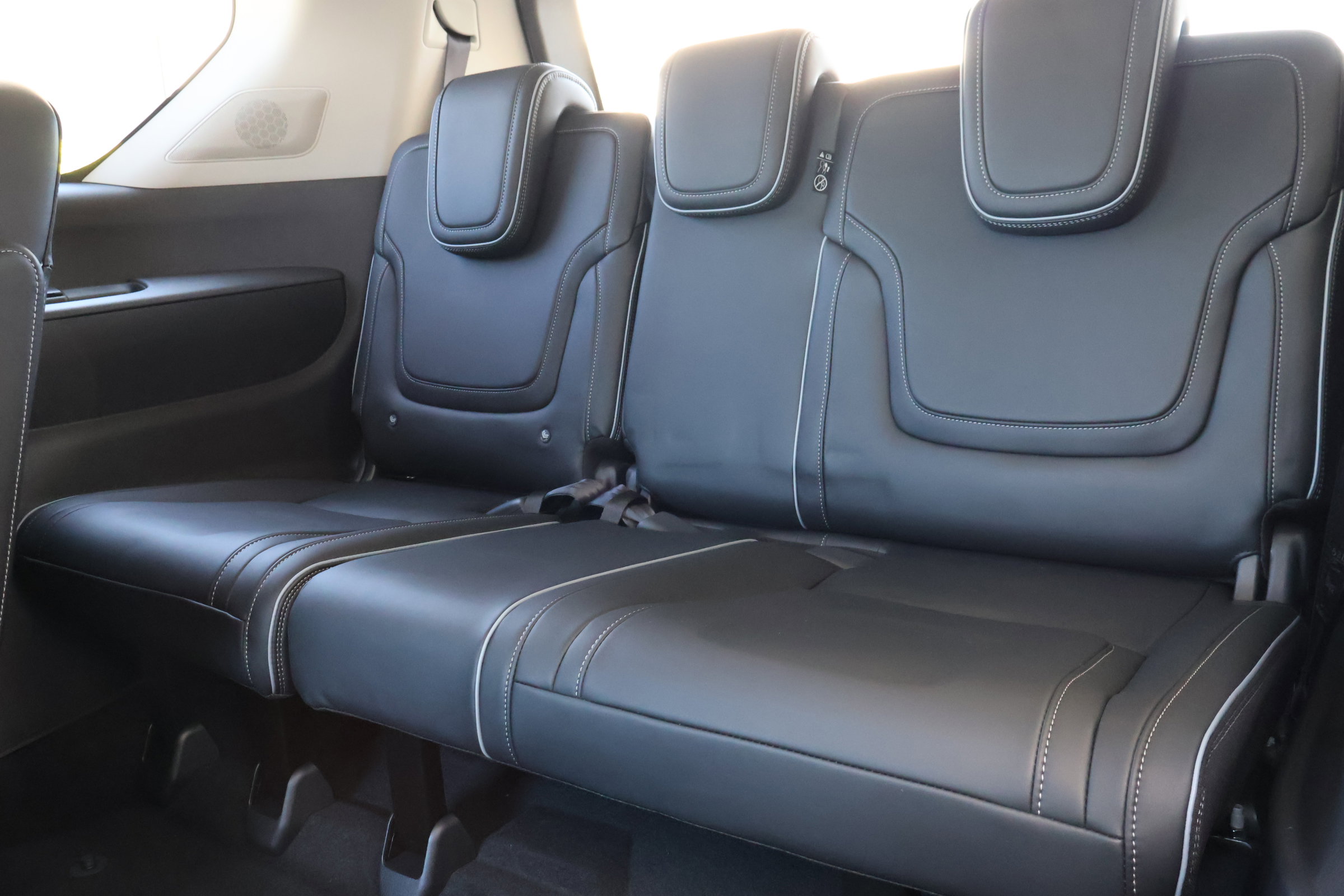 New 2026 INFINITI QX80 Luxe image 17