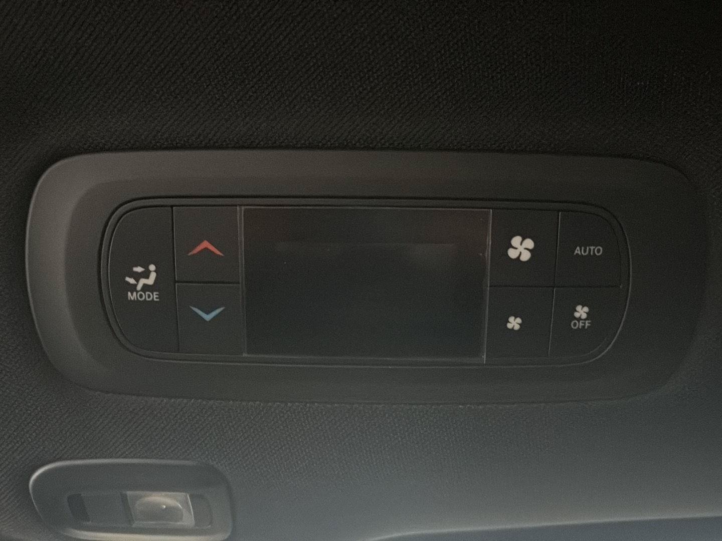 New 2027 Chrysler Pacifica Limited FWD image 34