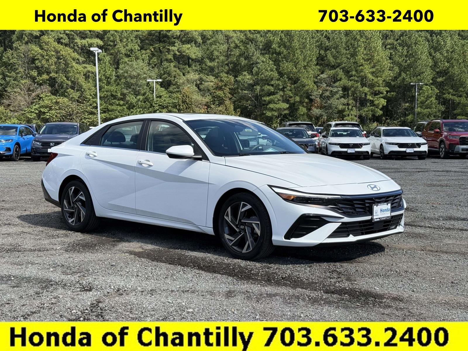 Used 2024 Hyundai Elantra SEL w/ Convenience Package