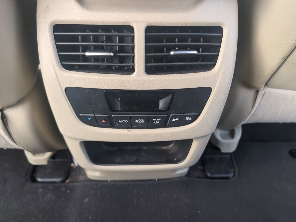 Used 2016 Acura MDX SH-AWD image 19