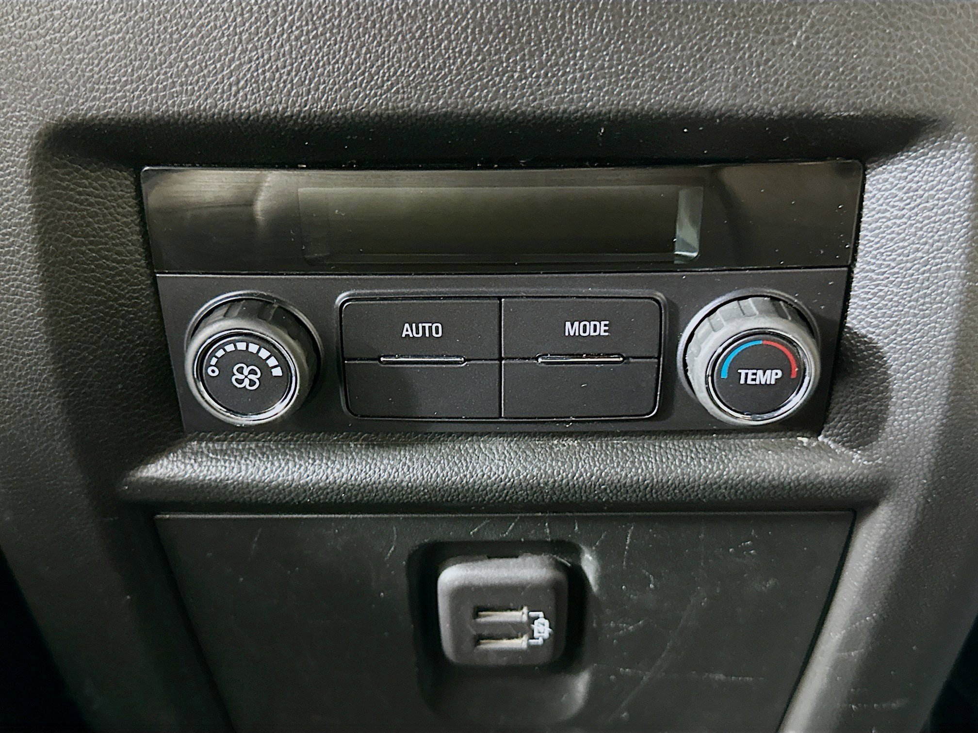 Used 2023 Chevrolet Traverse LS w/ Safety Package image 26