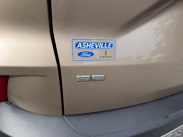 Used 2020 Ford Escape SE AWD/4WD image 8