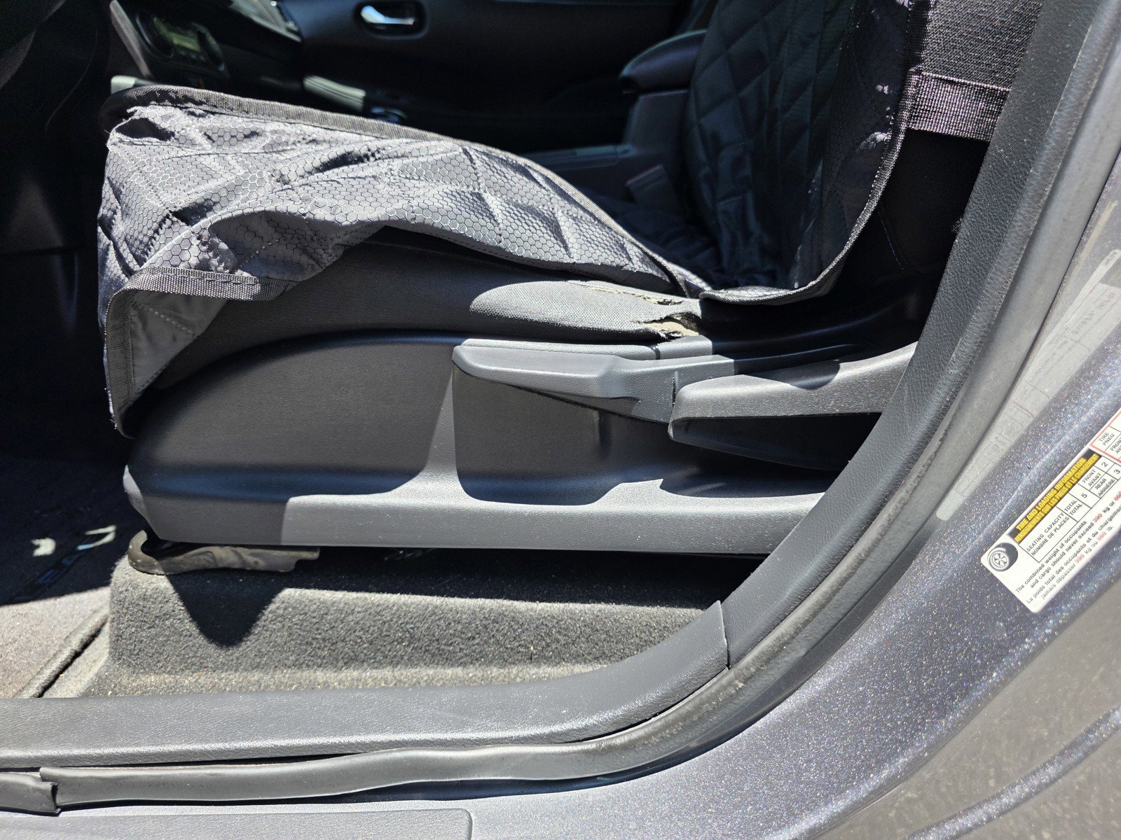 Used 2024 Nissan Leaf S FWD image 11