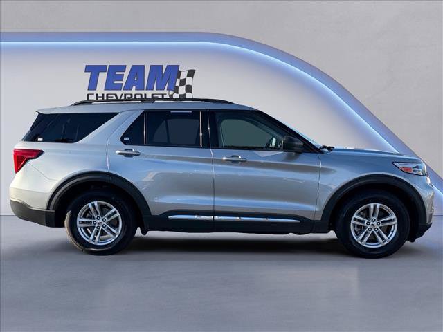 Used 2020 Ford Explorer XLT w/ Equipment Group 202A RWD image 4