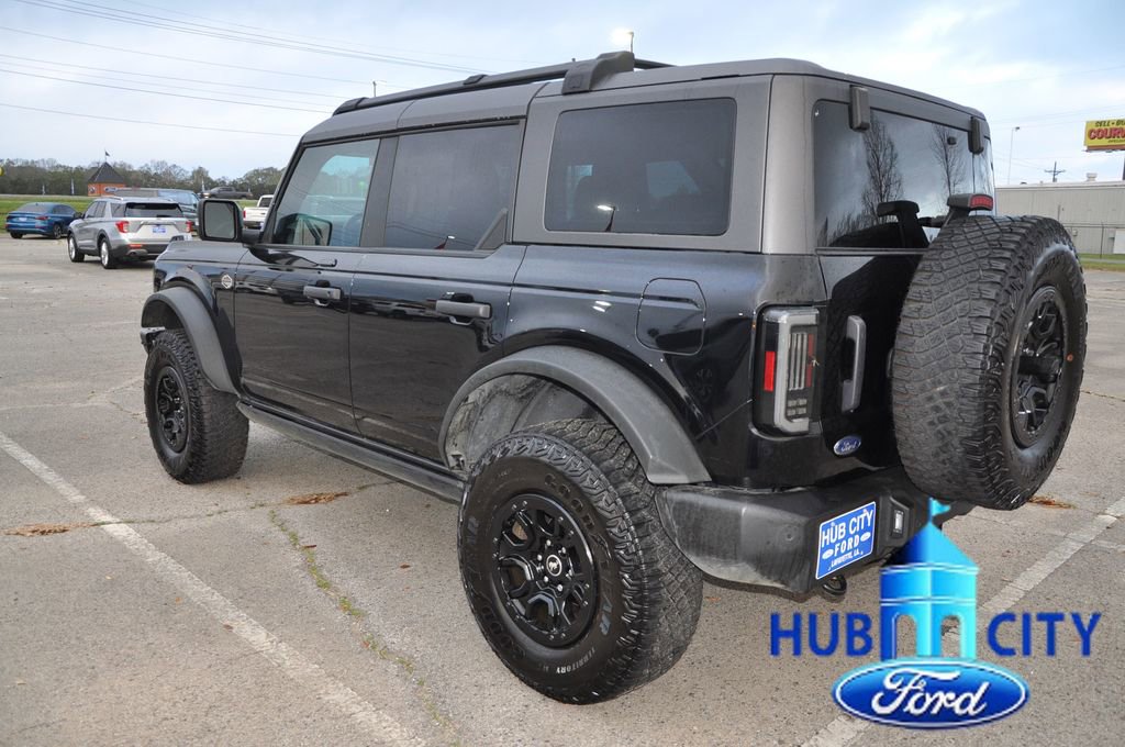 Used 2023 Ford Bronco Wildtrak image 3