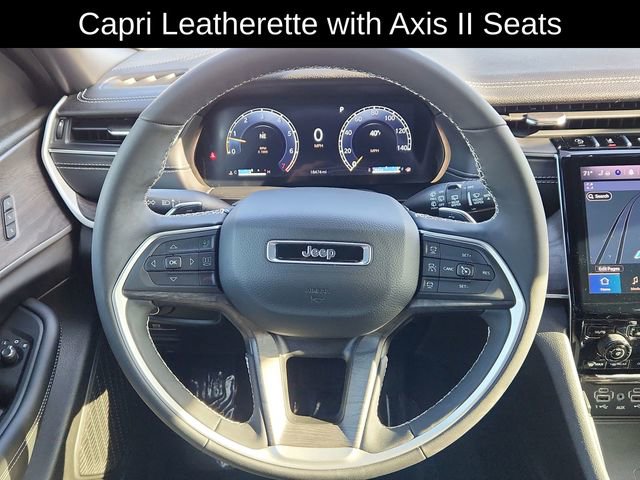 Used 2025 Jeep Grand Cherokee Limited w/ Luxury Tech Group II image 36