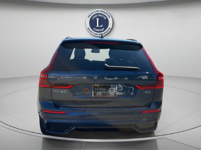 Certified 2026 Volvo XC60 B5 Plus AWD/4WD image 6