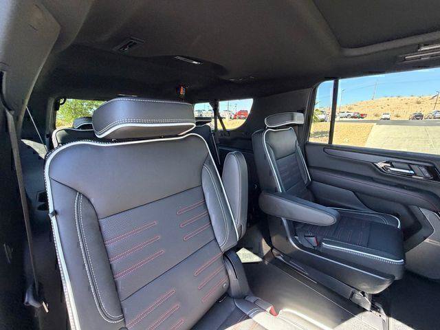 New 2026 GMC Yukon XL AT4 Ultimate w/ LPO, Illumination Package AWD/4WD image 18