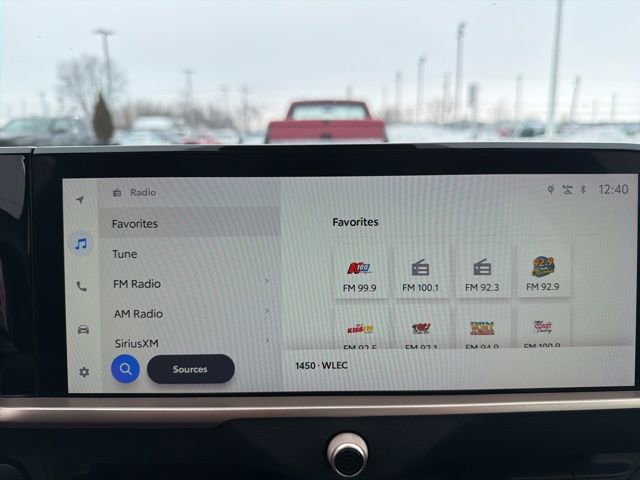 Certified 2023 Toyota Crown Limited image 27