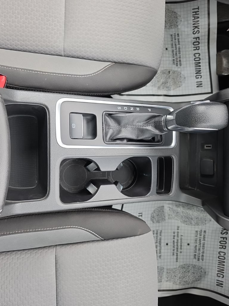 Used 2018 Ford Escape SE FWD image 32