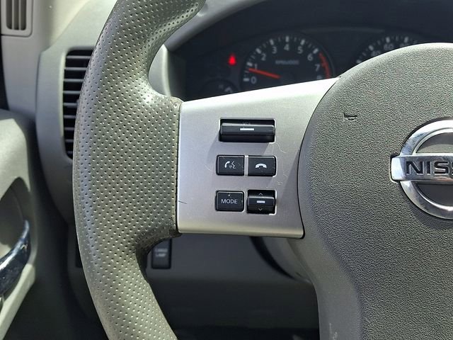 Used 2019 Nissan Frontier SV image 23