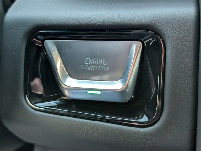 New 2026 GMC Yukon AT4 Ultimate w/ LPO, Floor Liner Package image 15