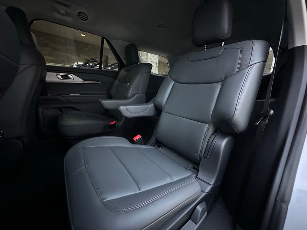 New 2026 Ford Explorer Active w/ Active Comfort Package RWD image 53