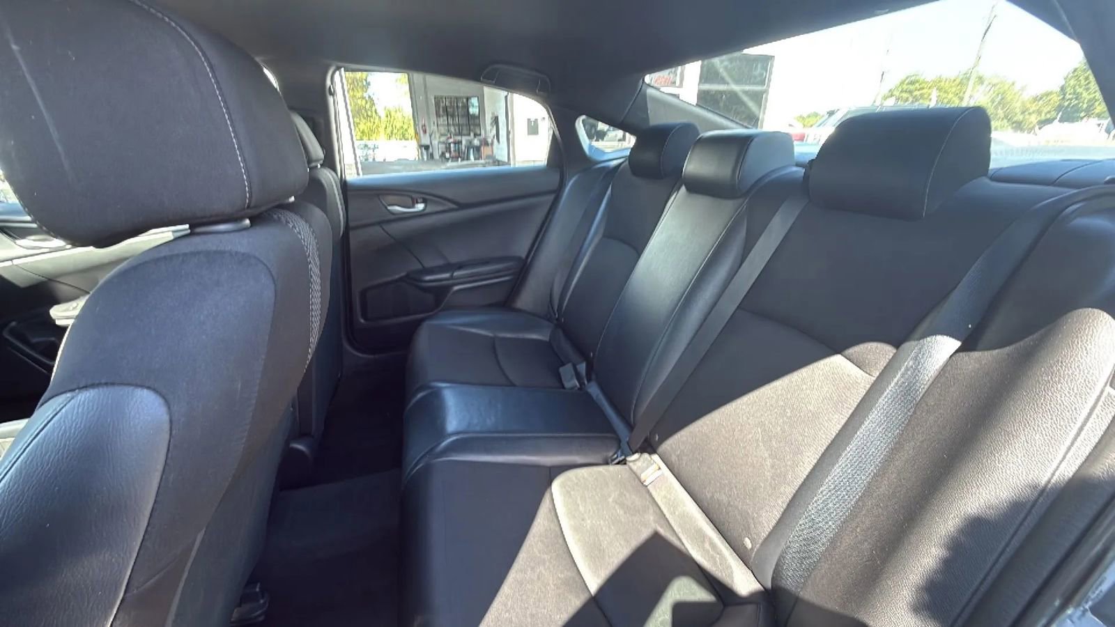 Used 2021 Honda Civic Sport image 34