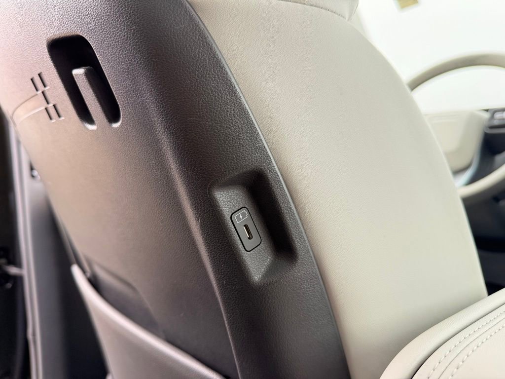 Used 2024 Hyundai Santa Fe Calligraphy image 36