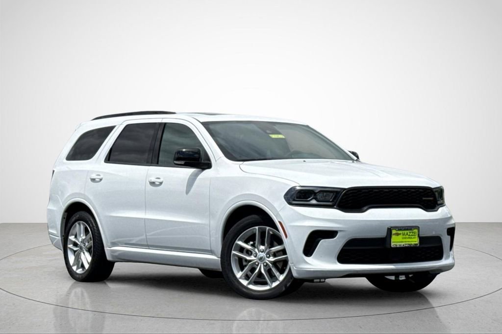 Used 2024 Dodge Durango GT RWD image 2
