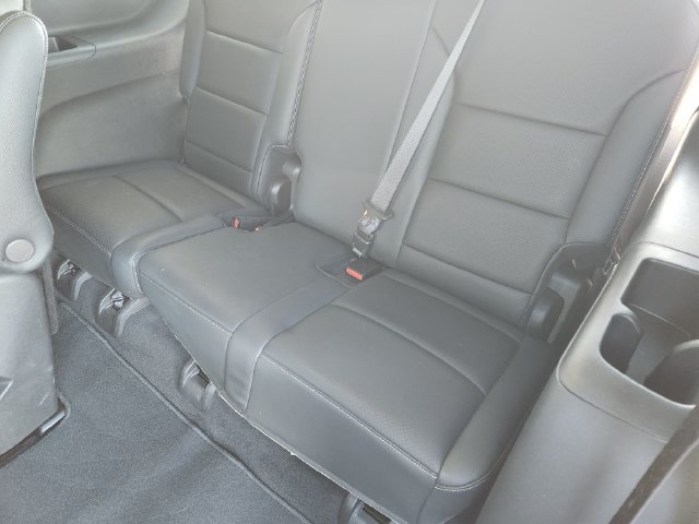 Used 2025 Chevrolet Traverse LT w/ Driver Confidence Package FWD image 31