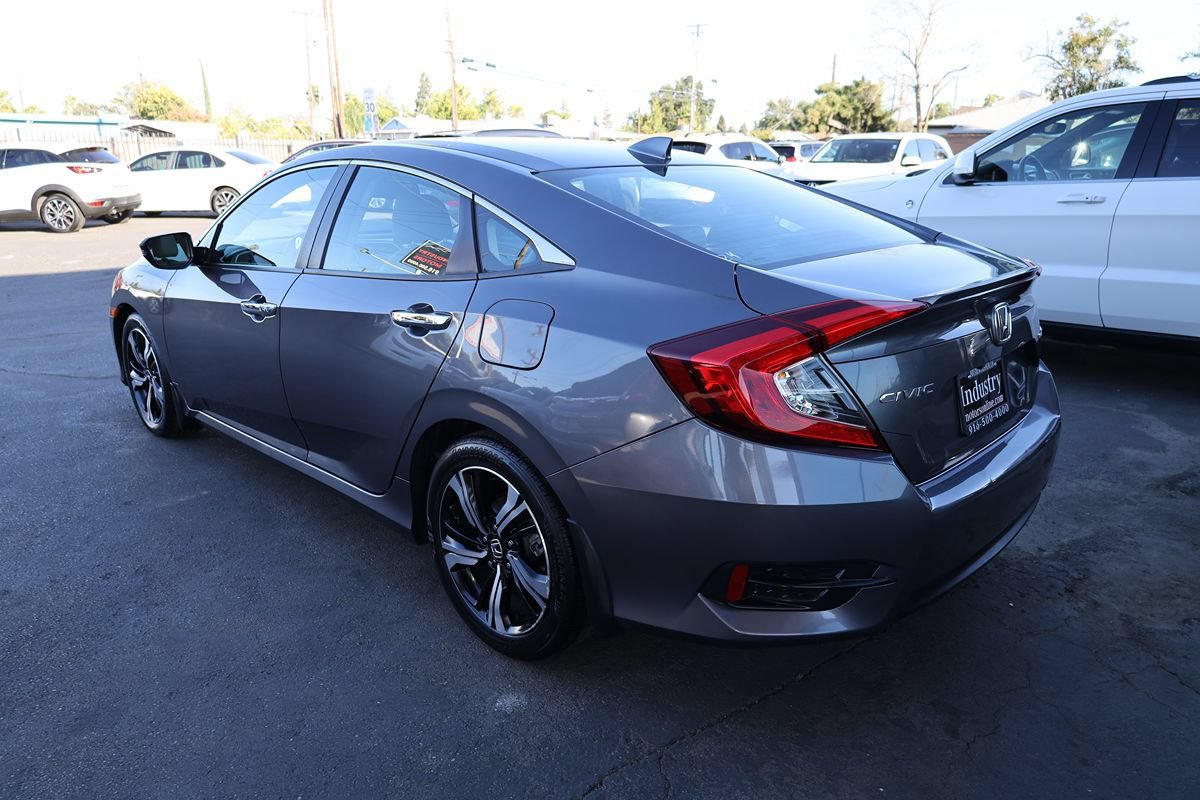 Used 2016 Honda Civic Touring image 6
