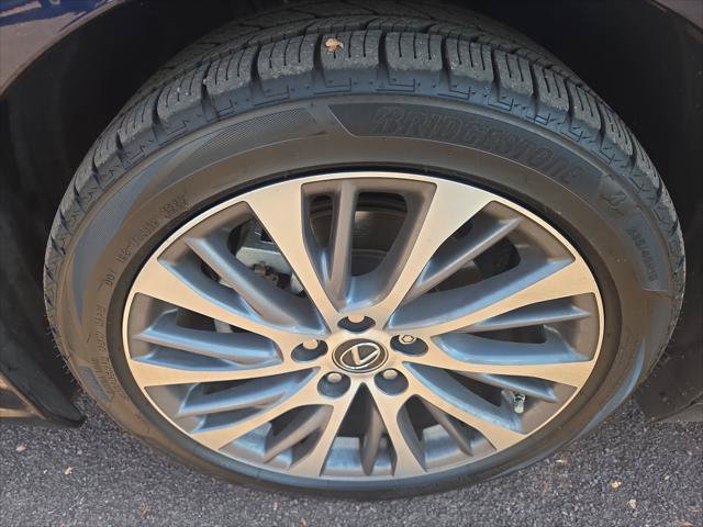 Certified 2021 Lexus ES 350 w/ Premium Package FWD image 12