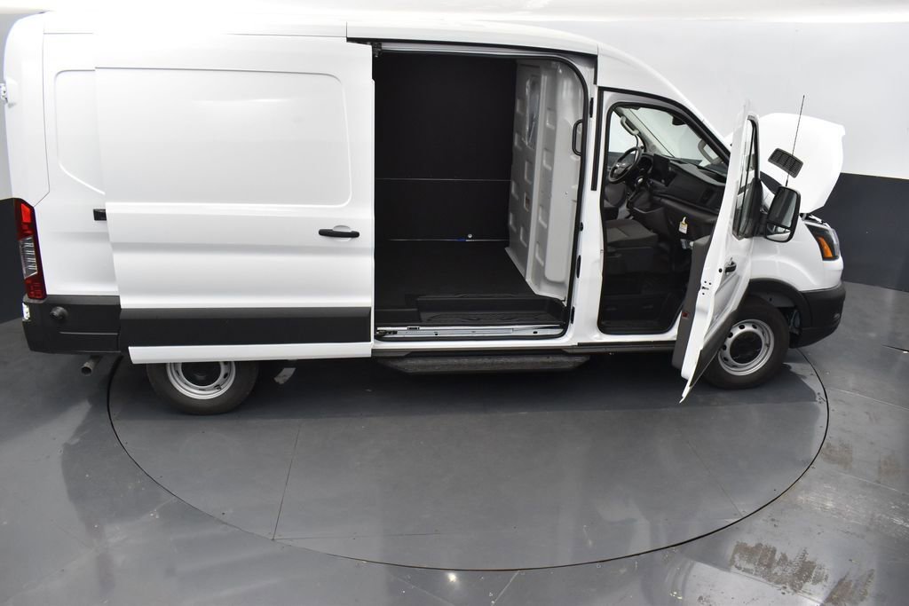 New 2026 Ford Transit 250 148 Medium Roof image 37