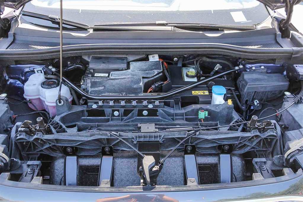 Used 2023 Audi Q4 e-tron Premium Plus w/ Premium Plus image 27