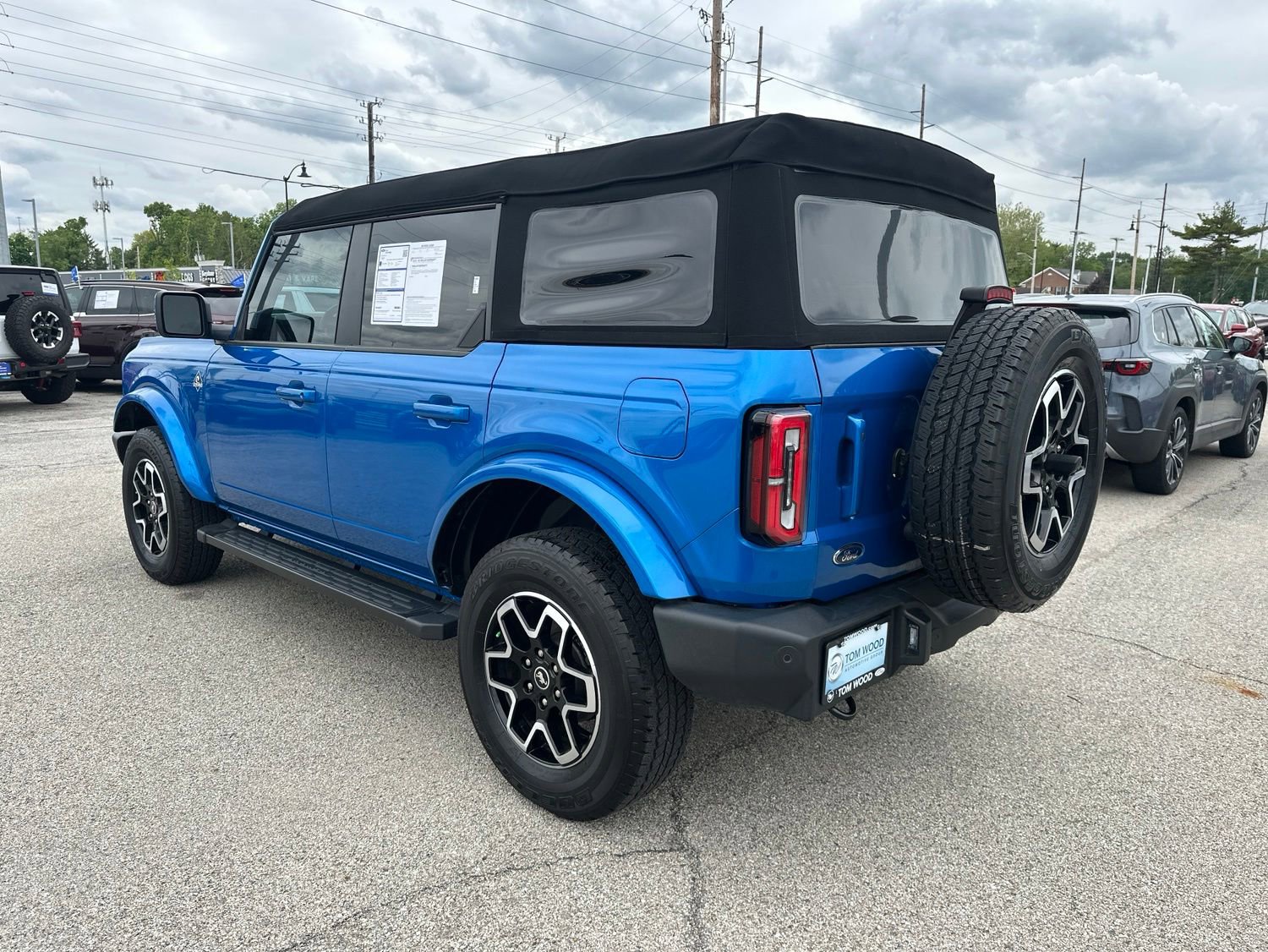 Used 2024 Ford Bronco Outer Banks AWD/4WD image 5