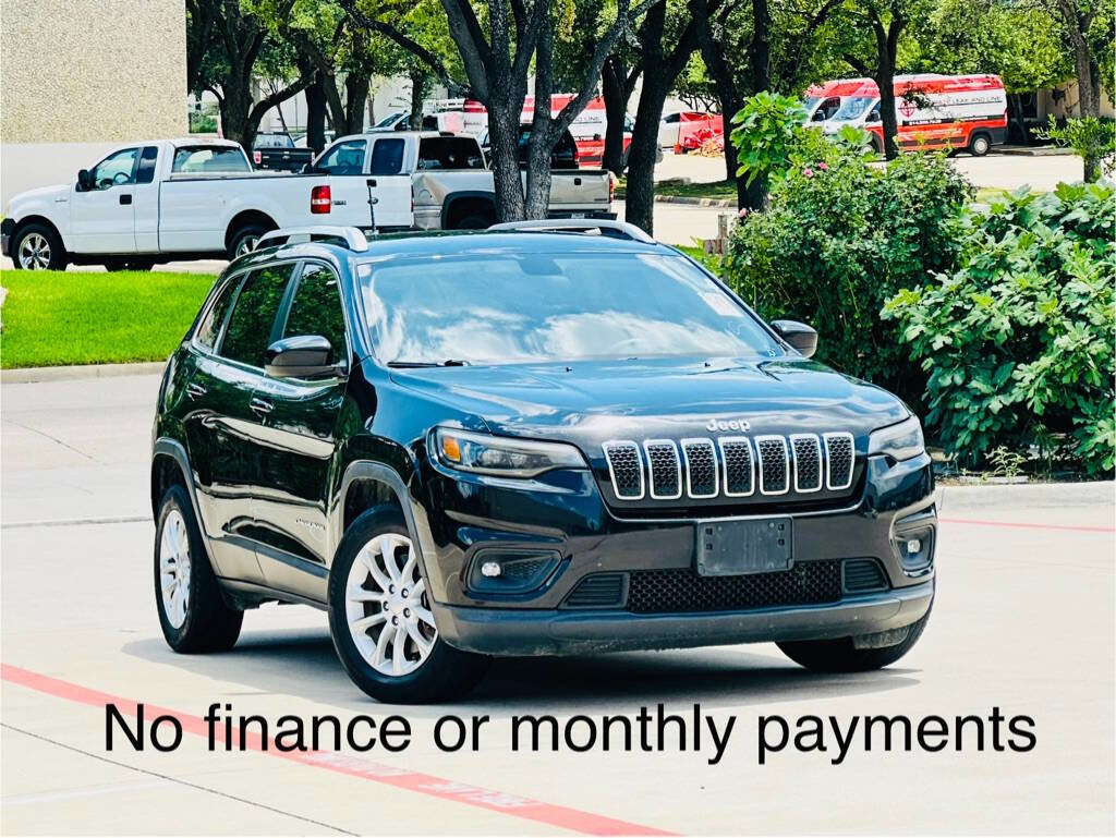Used 2019 Jeep Cherokee Latitude w/ Popular Appearance Group FWD image 1