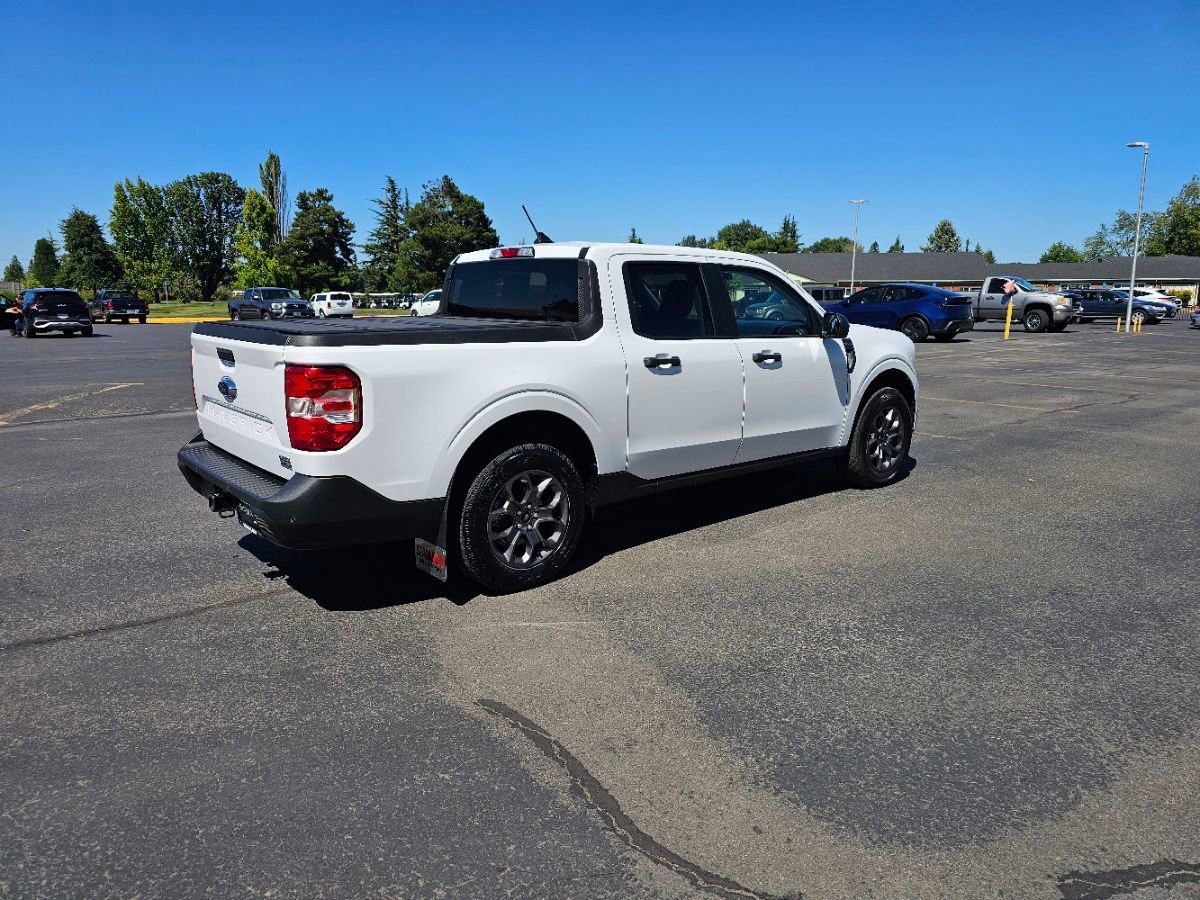 Used 2024 Ford Maverick XLT w/ Equipment Group 300A Standard image 16