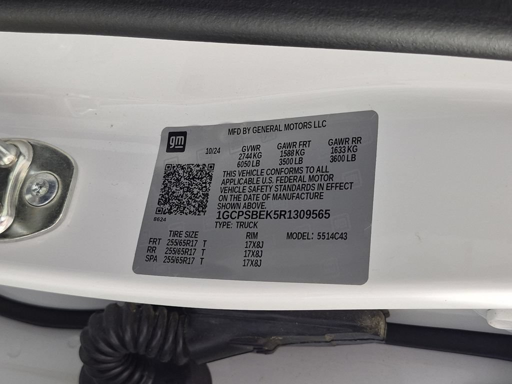 Certified 2024 Chevrolet Colorado W/T RWD image 42