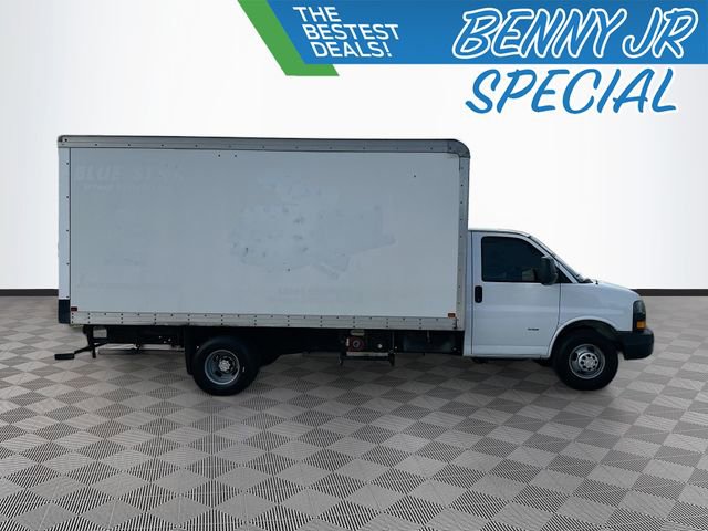 Used 2019 Chevrolet Express 3500 Extended w/ Power Convenience Package image 4