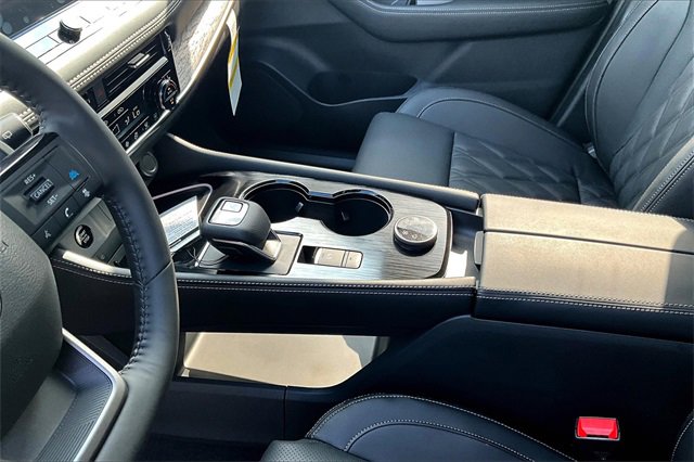 New 2026 Nissan Rogue Platinum image 8