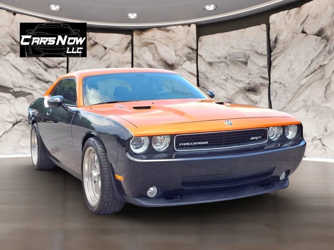 Used 2008 Dodge Challenger SRT8 RWD image 1