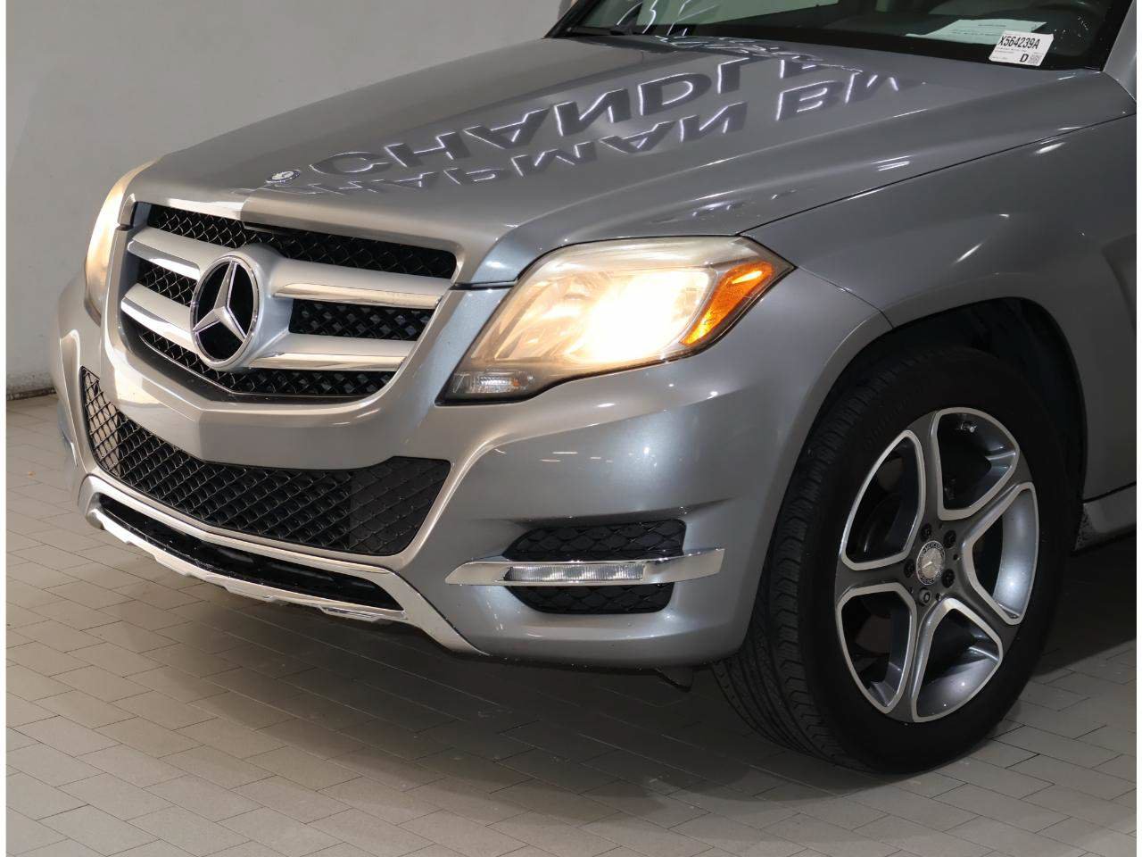 Used 2015 Mercedes-Benz GLK 250 BlueTEC 4MATIC image 2