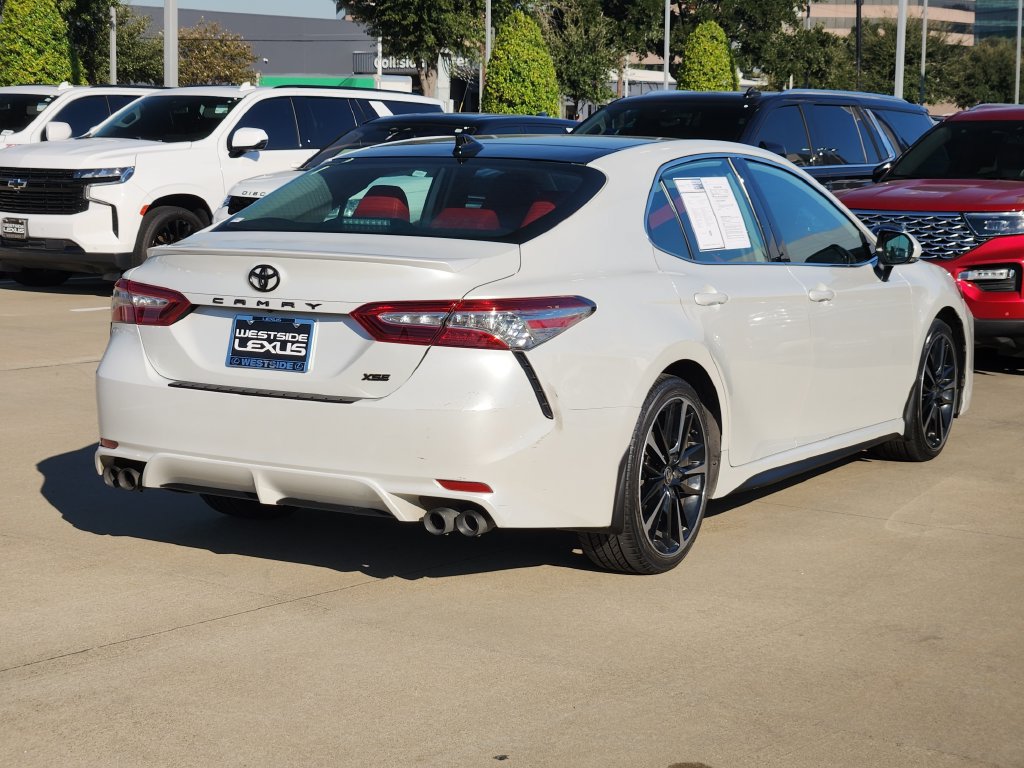 Used 2020 Toyota Camry XSE FWD image 7