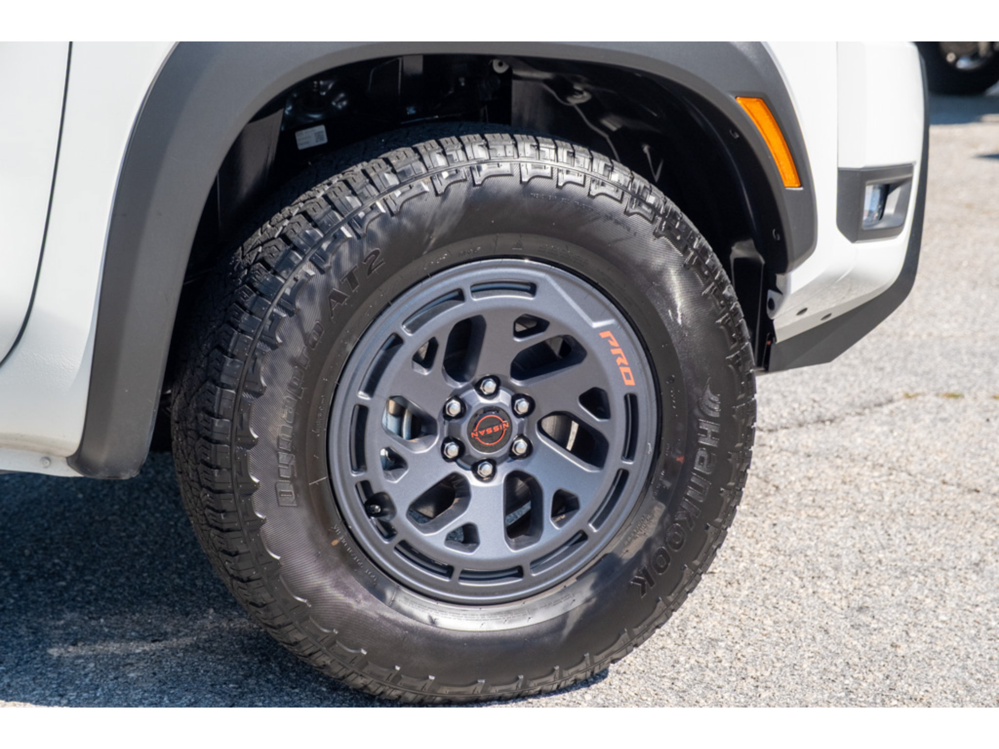 Used 2026 Nissan Frontier PRO-4X AWD/4WD image 10