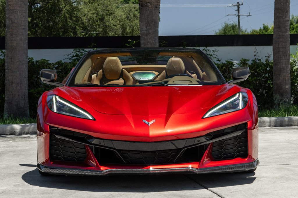 Used 2023 Chevrolet Corvette Z06 w/ Stealth Interior Trim Package RWD image 13