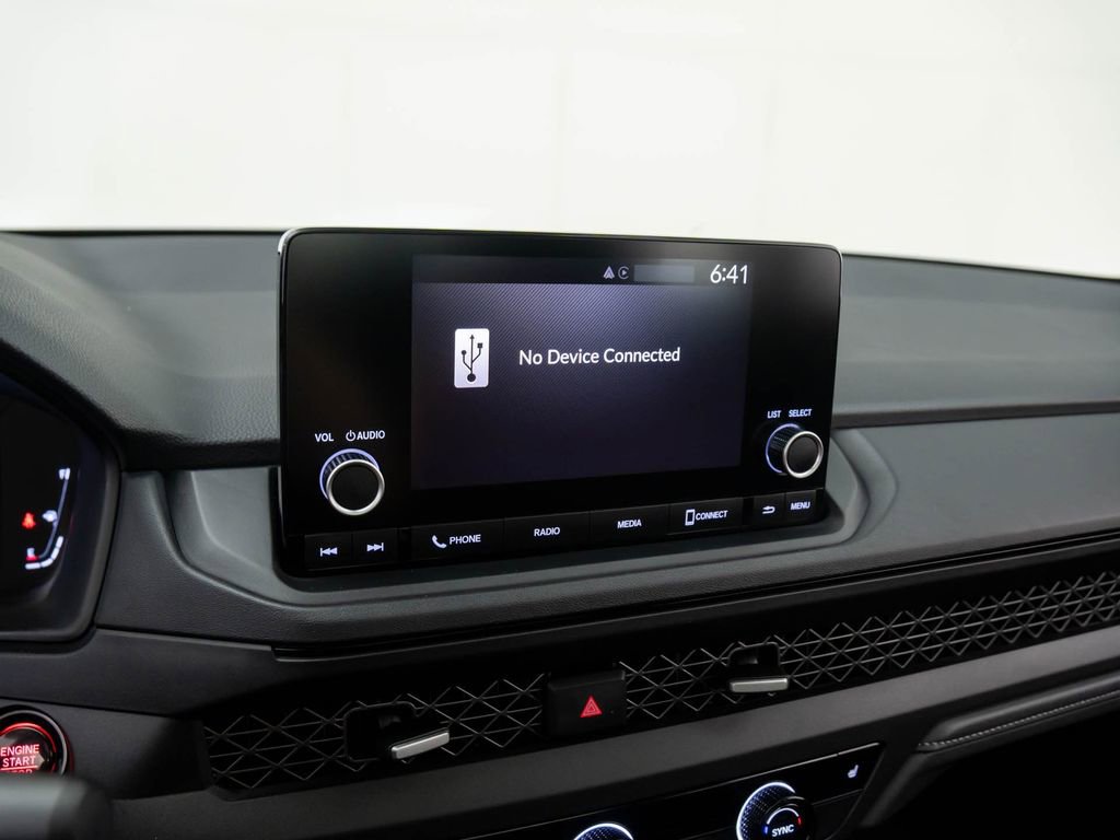 Certified 2025 Honda Accord SE image 21