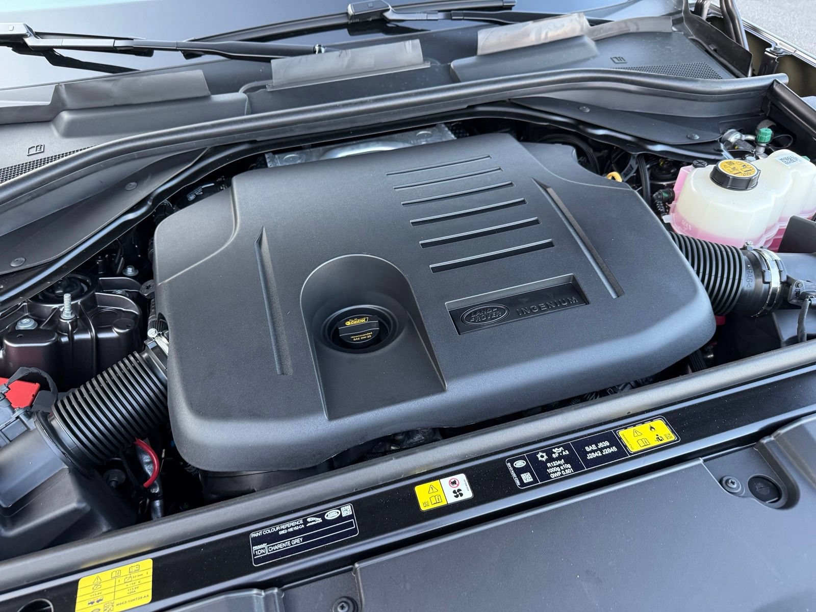 New 2026 Land Rover Range Rover SE AWD/4WD image 46