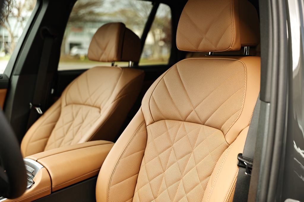 New 2026 BMW X5 xDrive50e w/ Executive Package AWD/4WD image 22