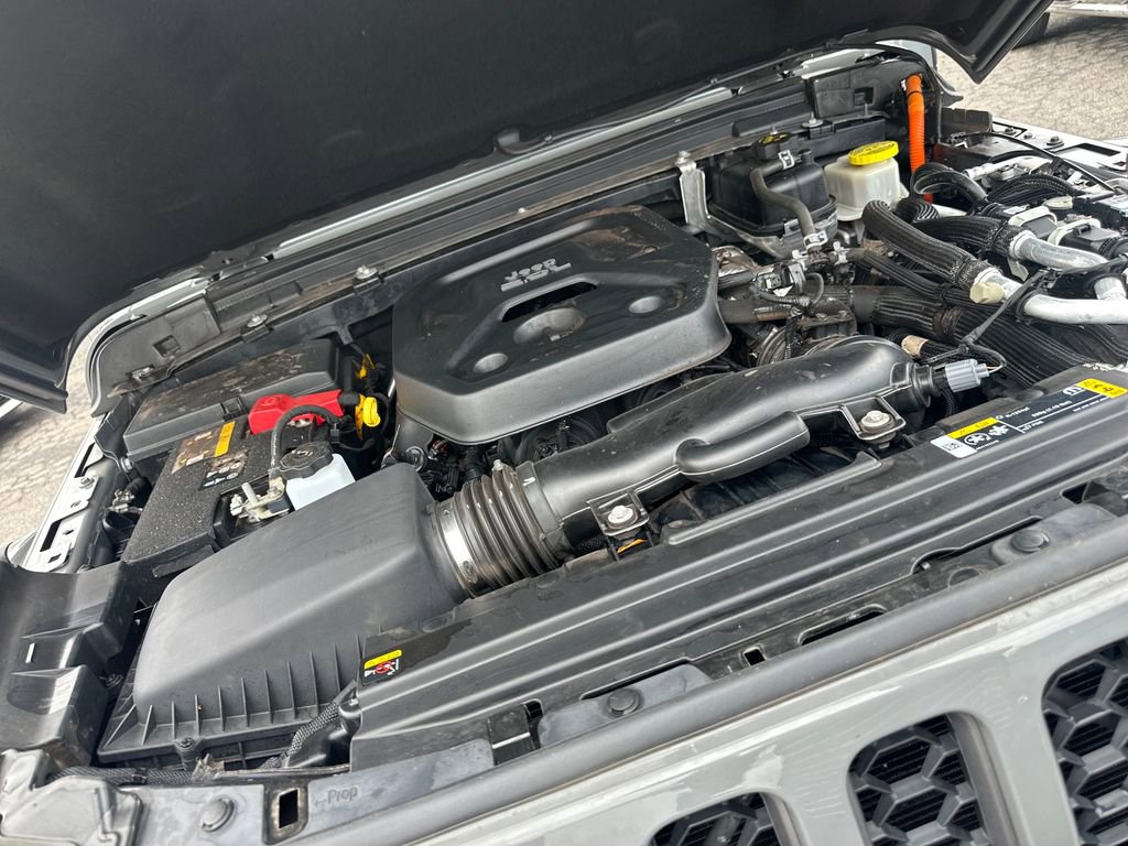 Used 2022 Jeep Wrangler Unlimited Rubicon 4xe image 22