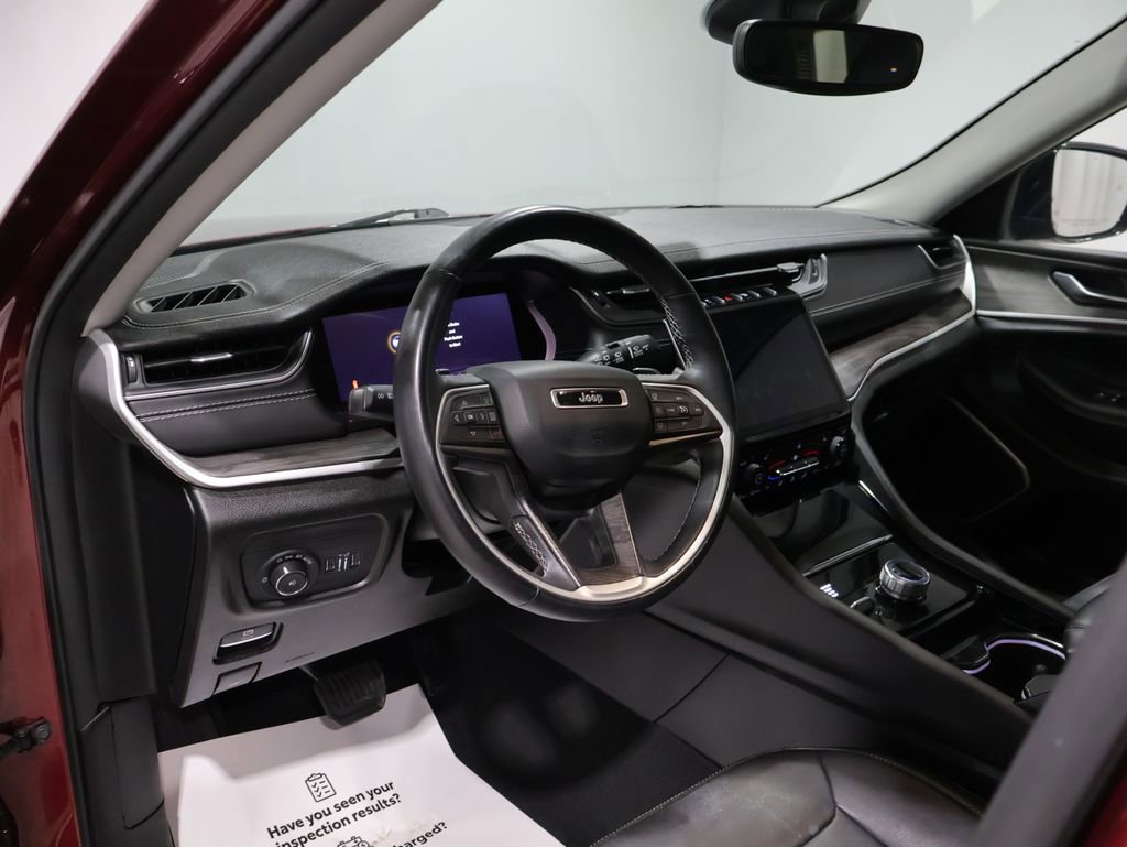 Used 2022 Jeep Grand Cherokee L Limited image 17