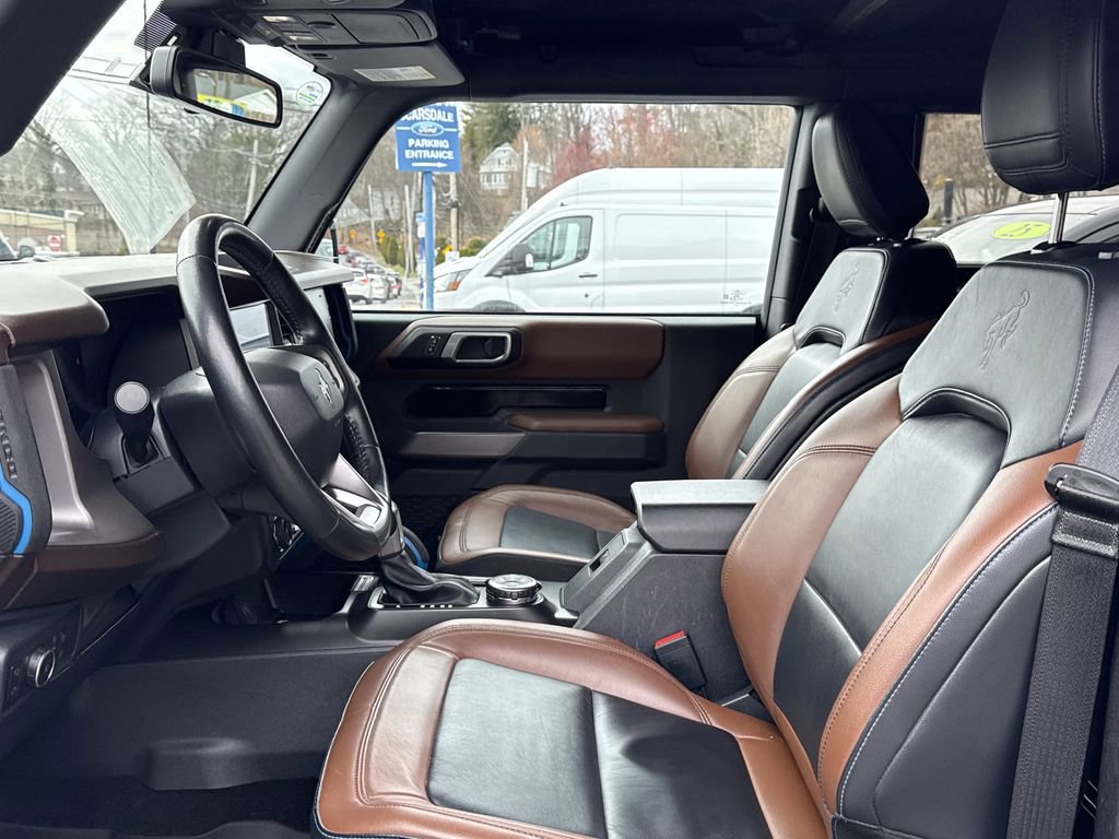 Used 2022 Ford Bronco Outer Banks image 9