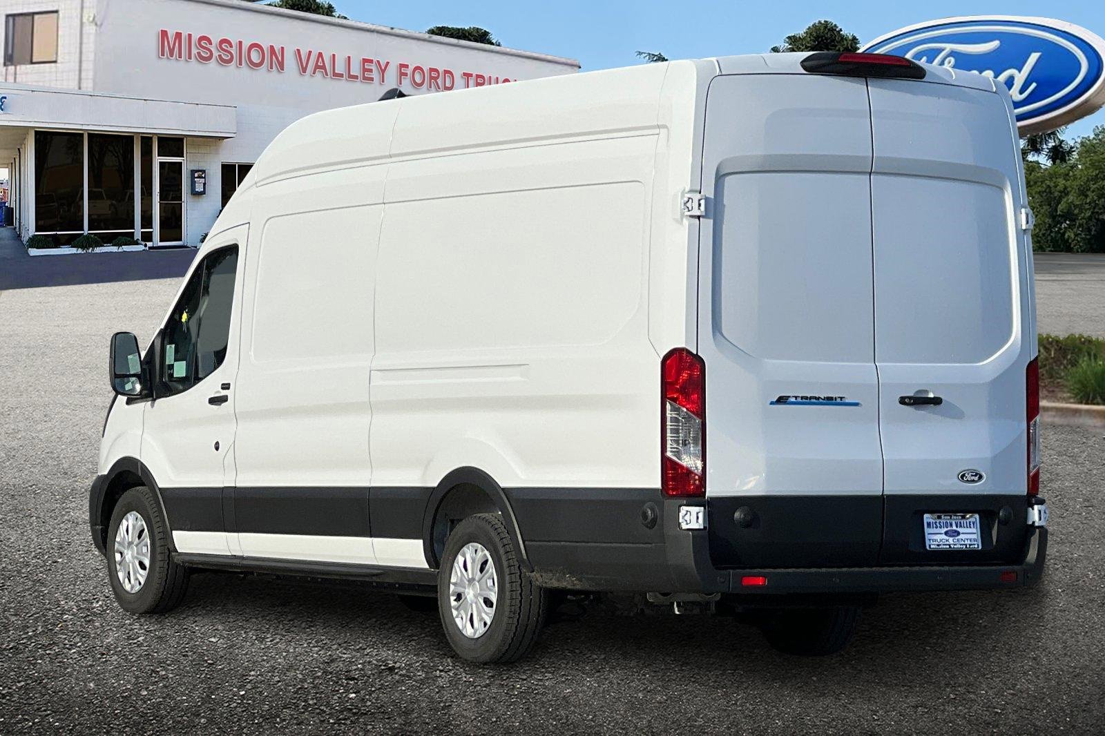 New 2026 Ford E-Transit 148 High Roof Extended w/ Load Area Protection Package image 6