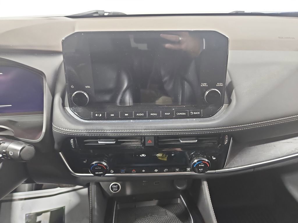 Used 2021 Nissan Rogue Platinum AWD/4WD image 19