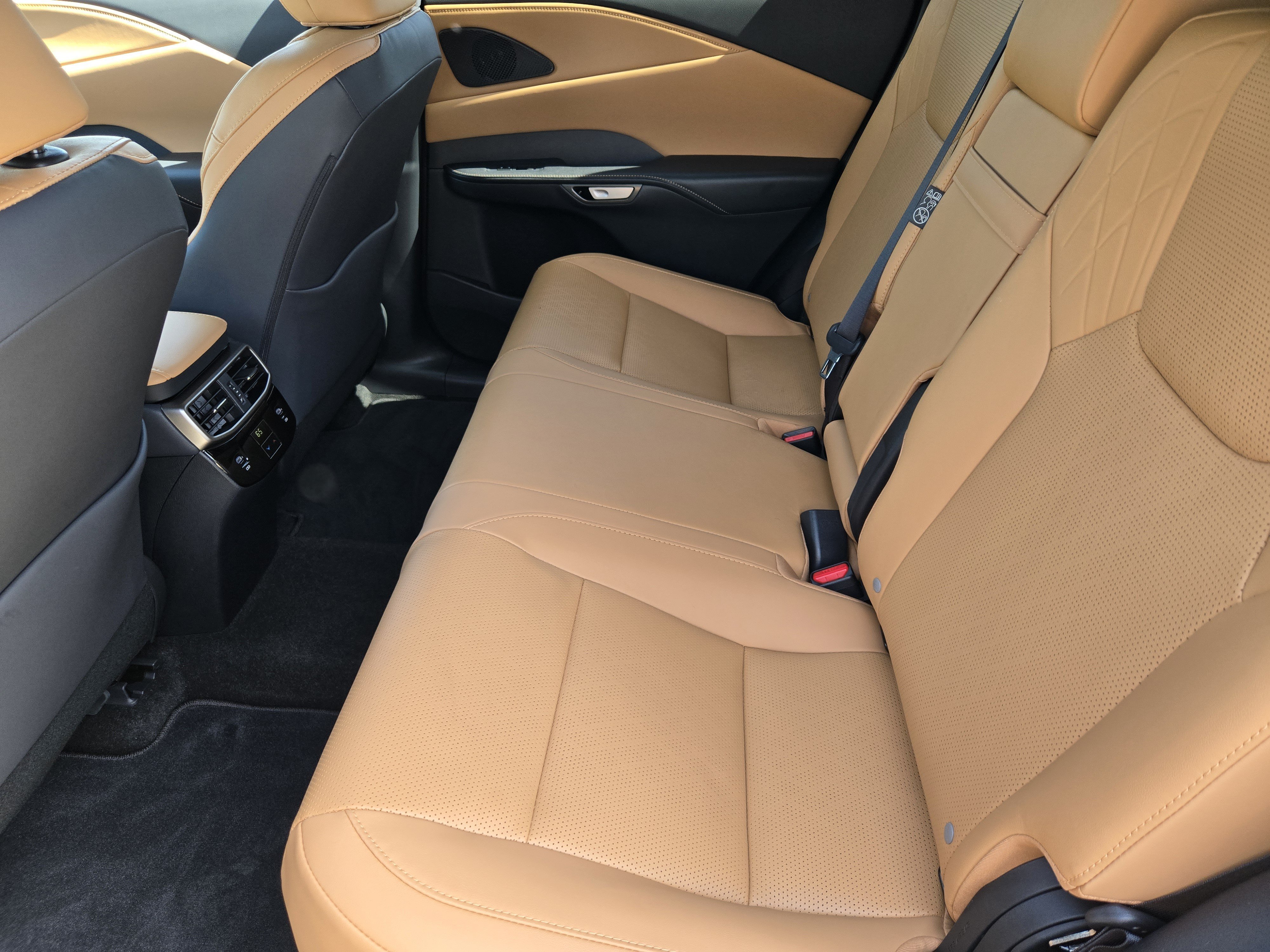 Certified 2025 Lexus RX 350 Premium Plus w/ Accessory Package (Z1) FWD image 27