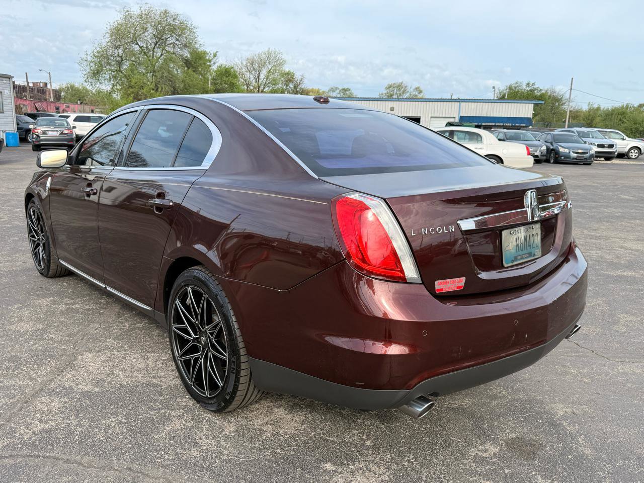 Used 2009 Lincoln MKS image 4