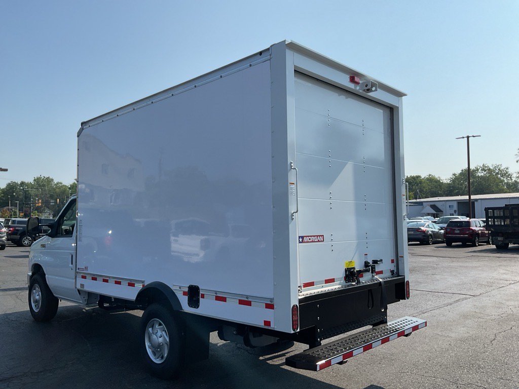 New 2025 Ford E-350 and Econoline 350 Super Duty w/ Power Equipment Group RWD image 10