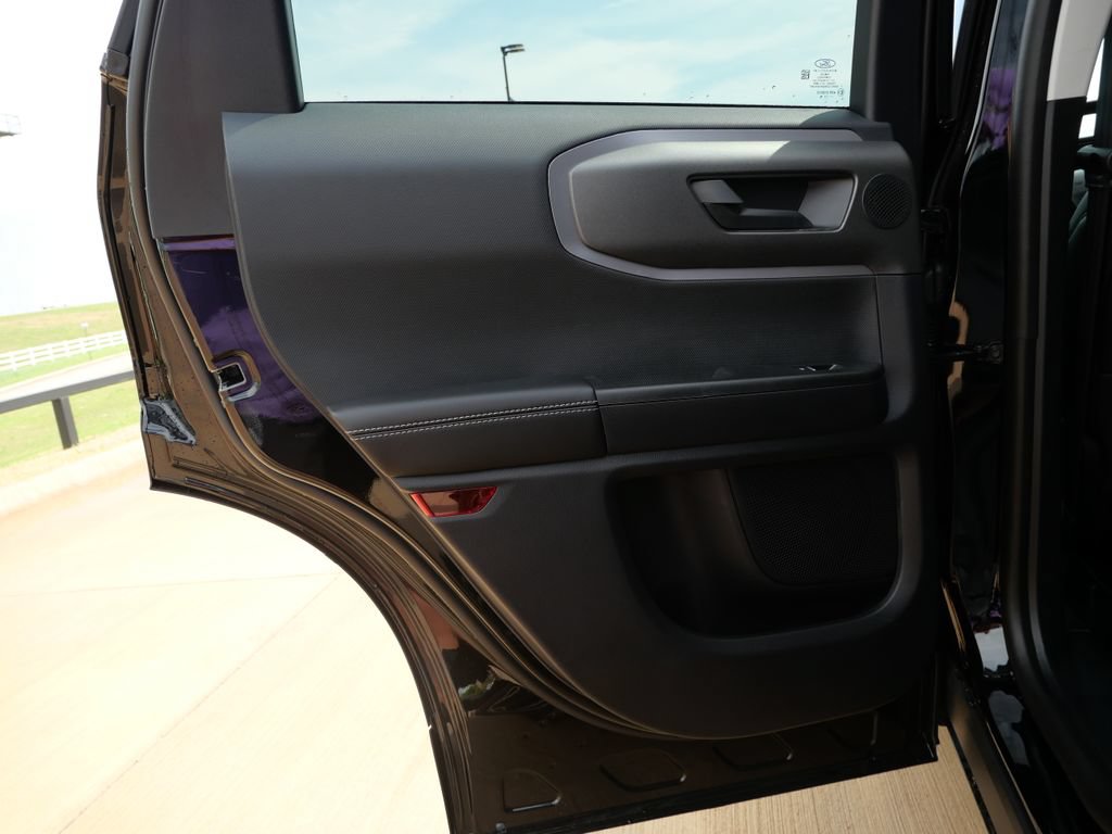 New 2026 Ford Bronco Sport Outer Banks w/ Outer Banks Tech Package+ AWD/4WD image 12