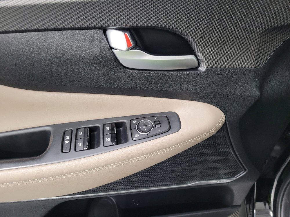 Used 2019 Hyundai Santa Fe Limited image 27
