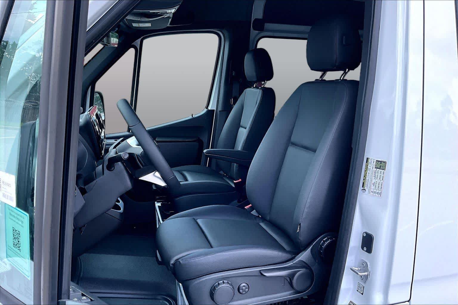 New 2026 Mercedes-Benz Sprinter 2500 image 7